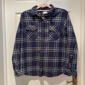 Women’s plaid button up